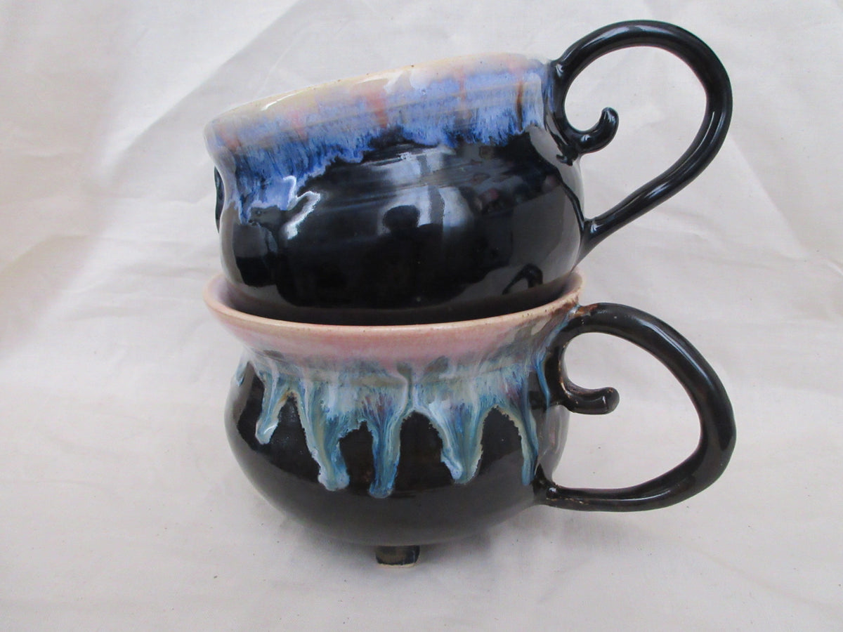 Cauldron Mug - Drippy